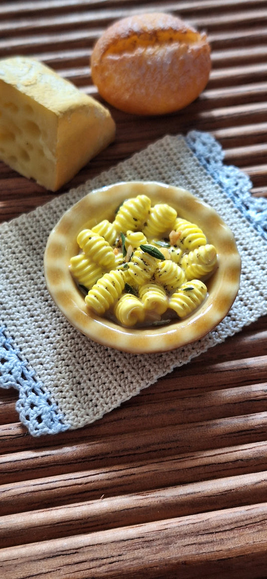 Miniature Pasta Plates | Cheese Sauce