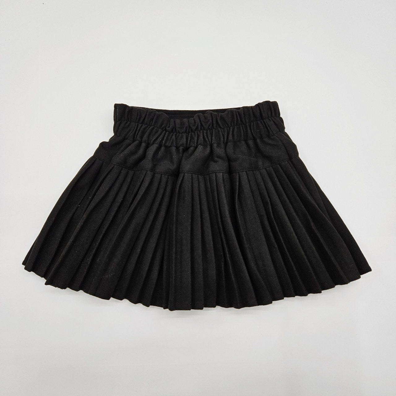 Black Bow Pleated Skirt