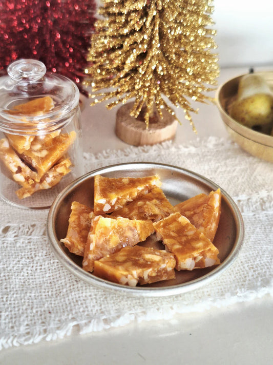 Miniature Peanut Brittle