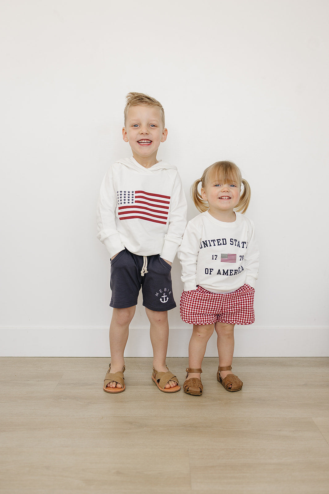 United States Crew Neck